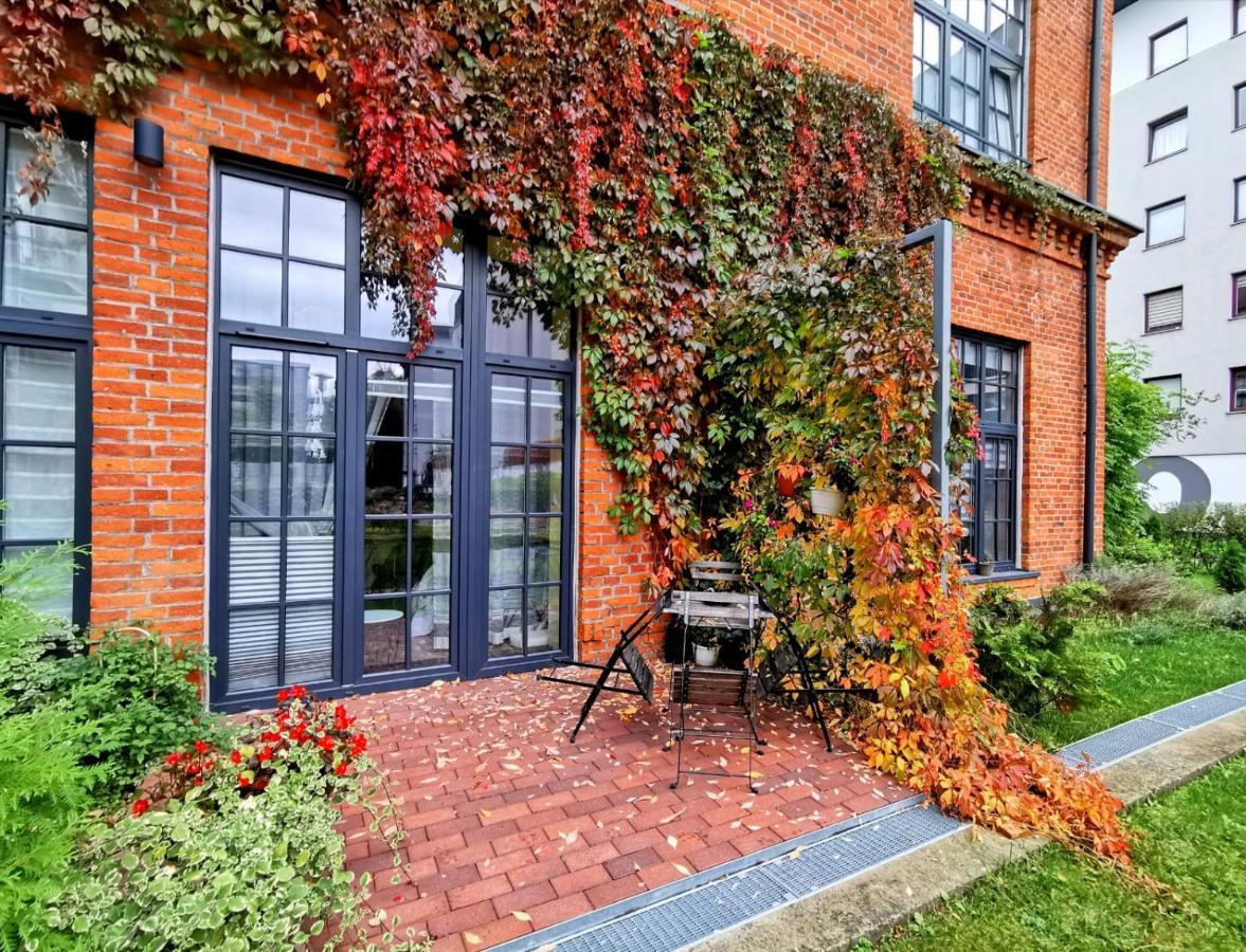 Loft Niezapominajka W Tobaco Park Apartment Lodź Bagian luar foto