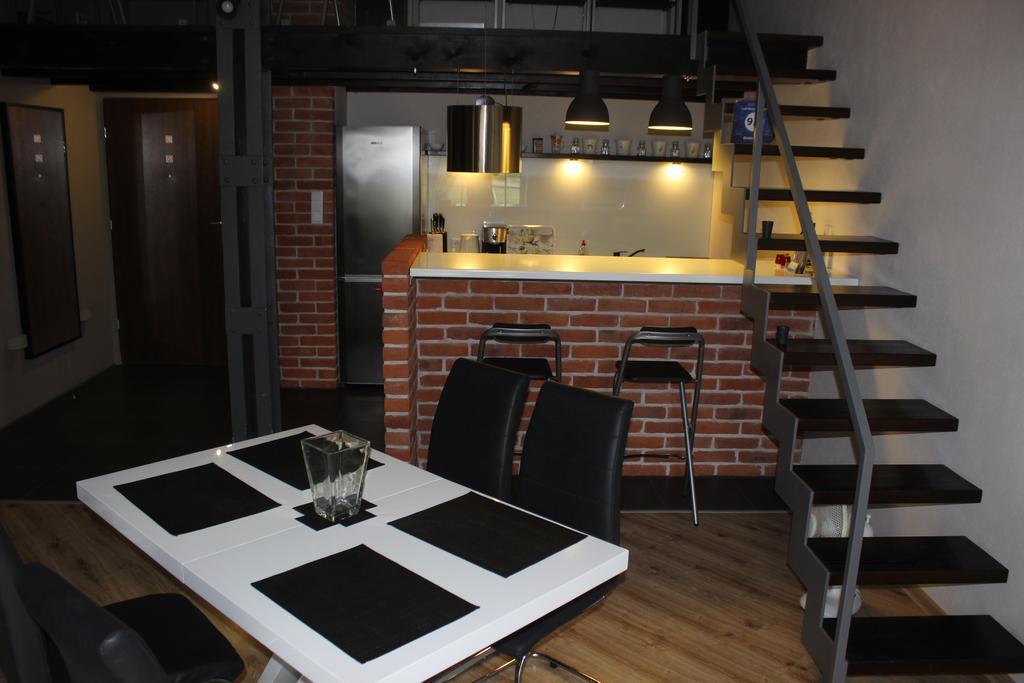 Loft Niezapominajka W Tobaco Park Apartment Lodź Bagian luar foto